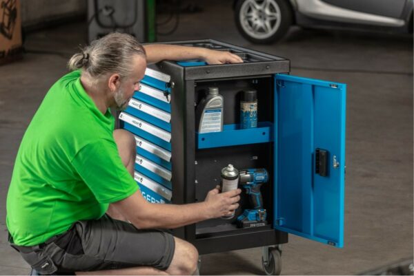 HOGERT HT7G050 Գործիքների հավաքածու սայլակ