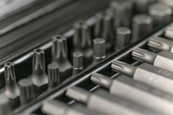 HOGERT HT1R466 37-piece screwdriver bits set with ratchet handle - Image 7